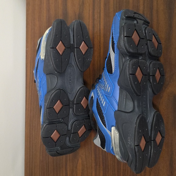 New Balance 9060 Blue/Black Size Women's 7.5 U9060NRH Brand New In Box - Picture 6 of 7
